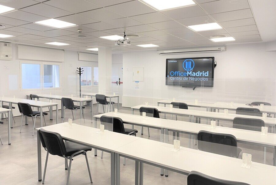 Sala de Formación Business Plus Retiro